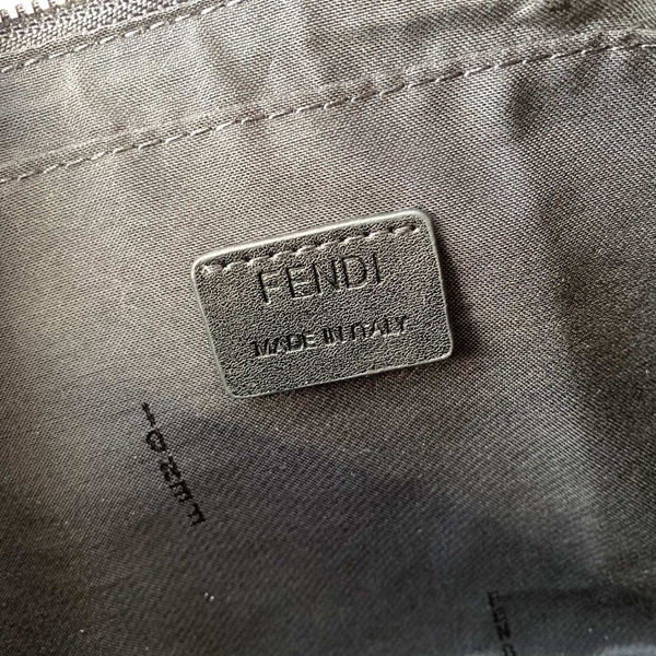 スーパーコピーブランドバッグ着用イメージ